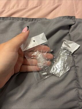 Clear Silicone Bra Strap Keepers - Transparent